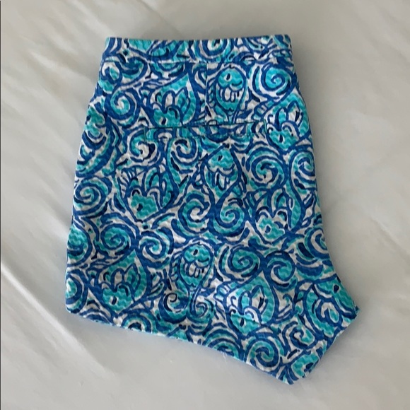 Lilly Pulitzer shorts size 2 - Picture 7 of 7